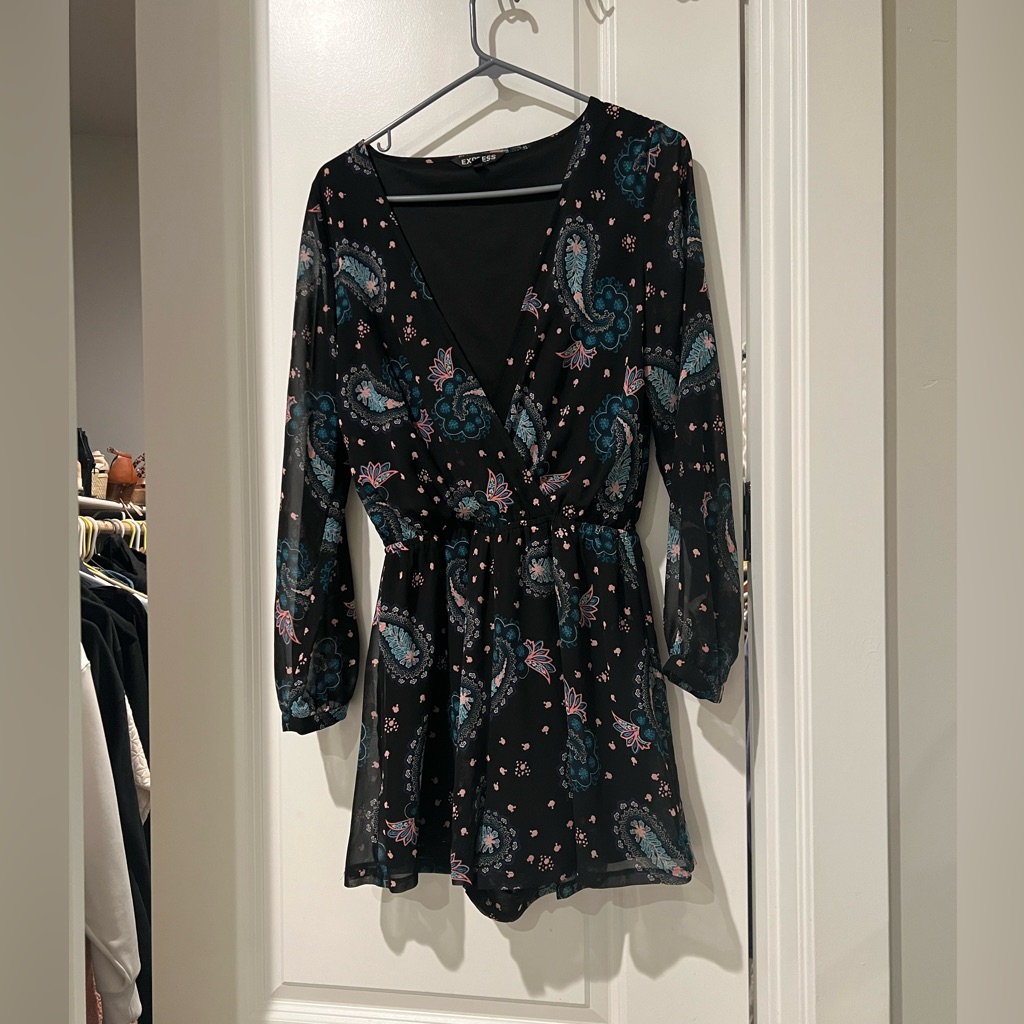 Express Romper Navy Blue Great For Night Out In The Summer